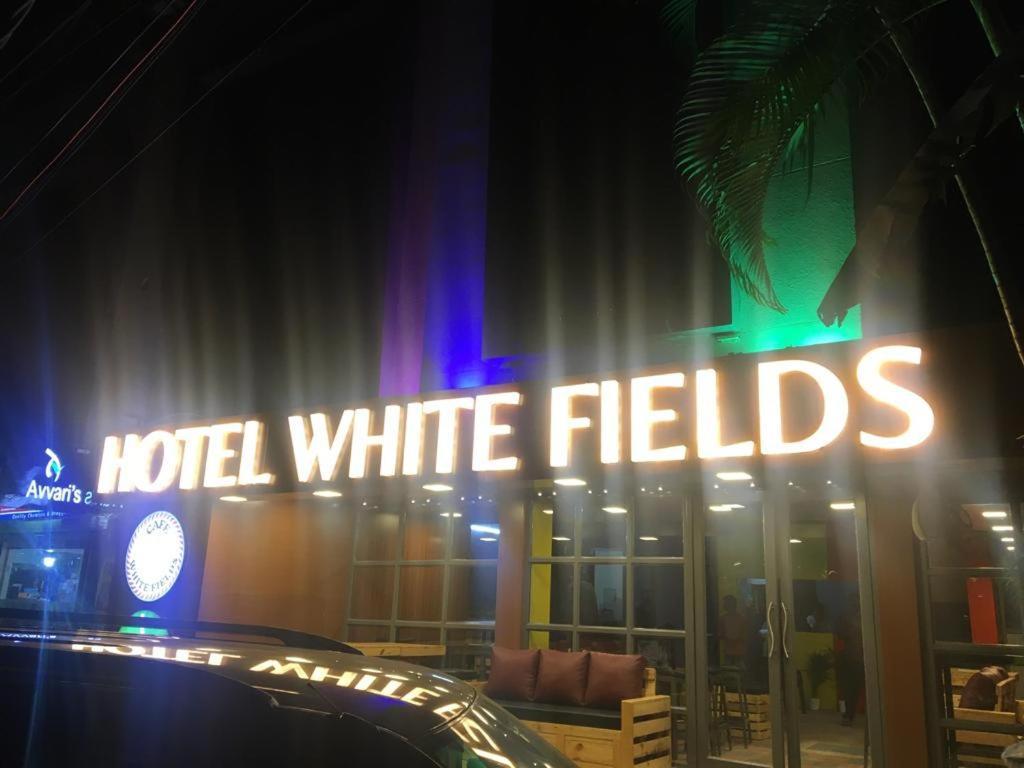 Hotel White Fields Hitec City, Hajdarabad Zewnętrze zdjęcie