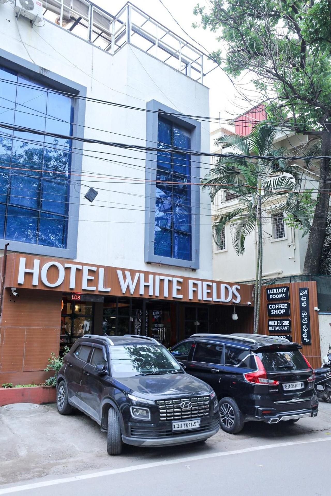 Hotel White Fields Hitec City, Hajdarabad Zewnętrze zdjęcie